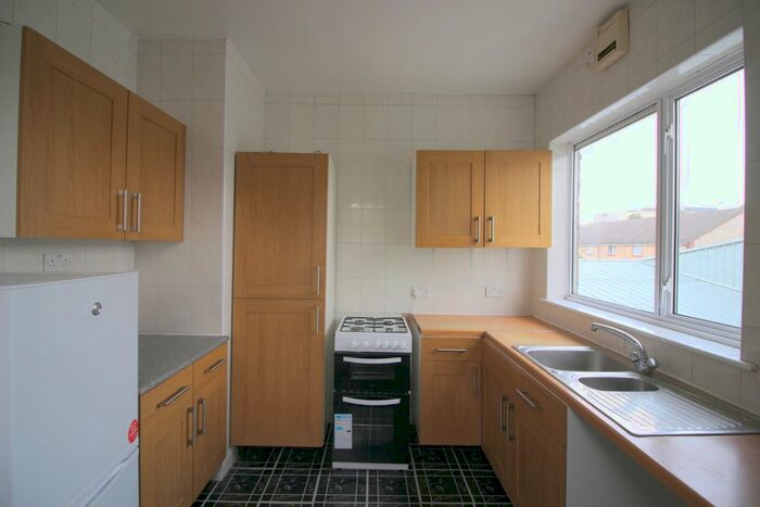 4 Bedroom Flat To Rent In Whitta Road, London E12