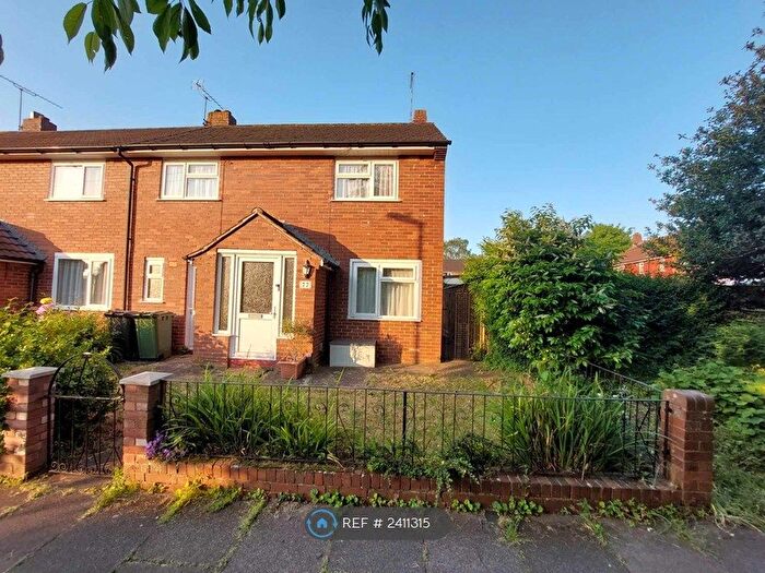 3 Bedroom End Terrace House To Rent In Lloyds Crescent, Exeter, EX1