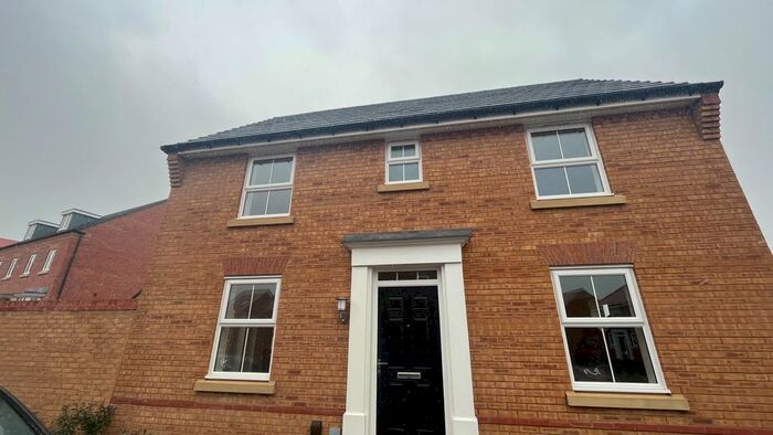 3 Bedroom Property To Rent In Abbeyfield Close, Overstone, Northampton, NN6