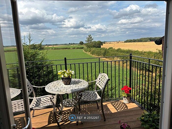 2 Bedroom Flat To Rent In Barton In The Beans, Barton In The Beans, CV13