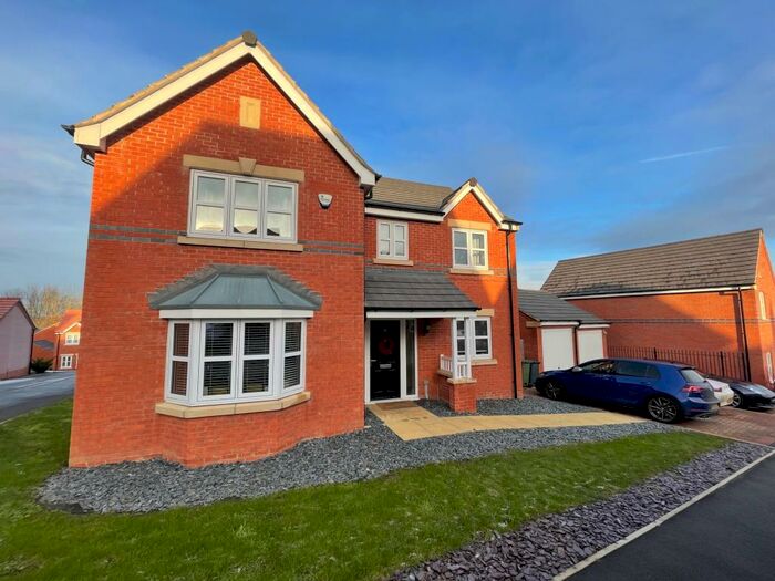 4 Bedroom Detached House To Rent In Chapel Gate Lane, Langley Mill, Nottingham, NG16