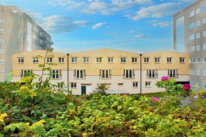 2 Bedroom Flat To Rent In Claymond Court, Norton, Stockton-On-Tees, TS20