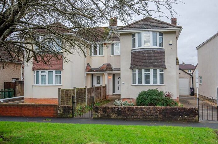 3 Bedroom Semi Detached House For Sale In Heath Road, Downend, Bristol, BS16