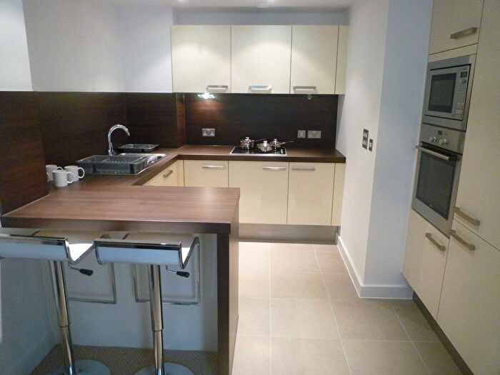 1 Bedroom Flat To Rent In Britton House, Lord Street, Green Quarter, Manchester, M4