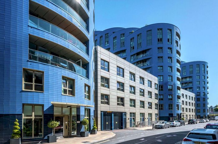 1 Bedroom Flat To Rent In Queensland Terrace, London, N7