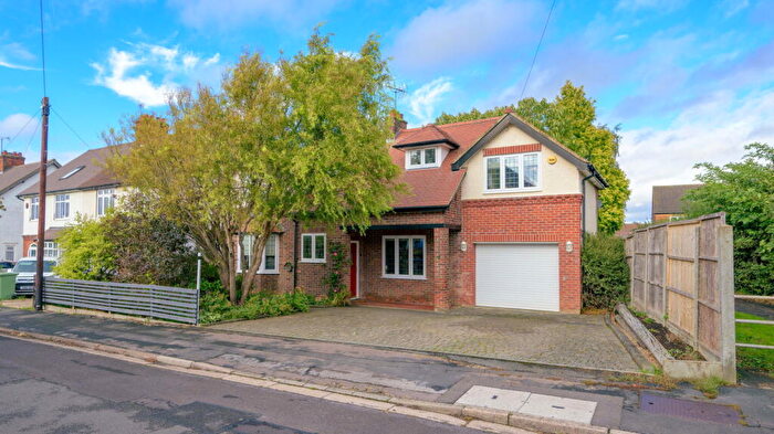 4 Bedroom Detached House For Sale In Belton Avenue In Grantham, NG31