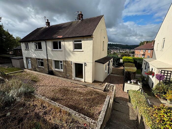 3 Bedroom Semi-Detached House To Rent In Festival Avenue, Shipley, BD18
