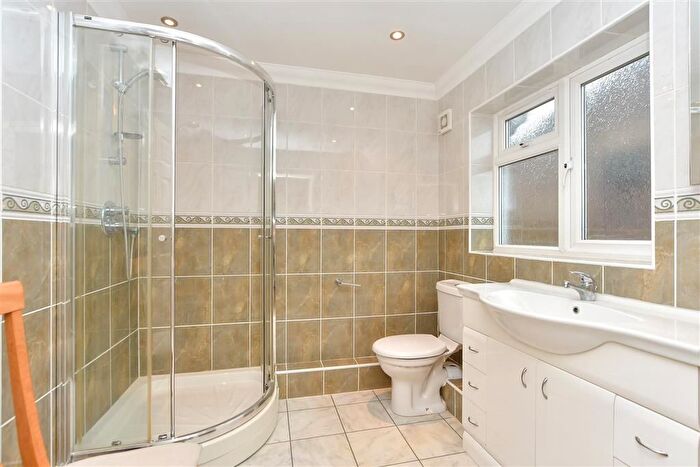 2 Bedroom Detached Bungalow For Sale In London Road, Dunkirk, Faversham, Kent, ME13