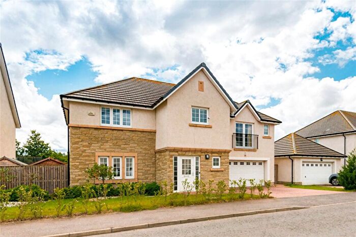 5 Bedroom Detached House For Sale In Sim Forth, North Berwick, East Lothian, EH39