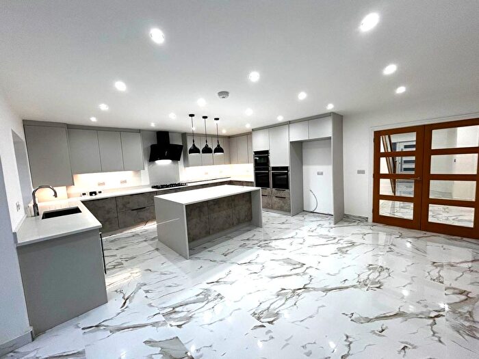 5 Bedroom Detached House For Sale In Hamstead Hill, Birmingham, B20