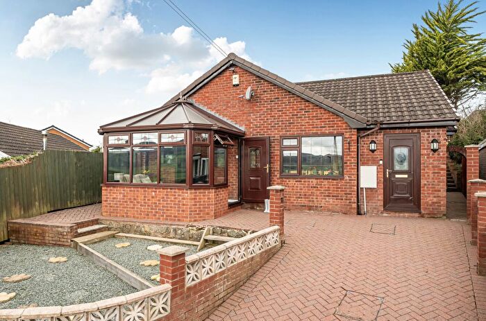 3 Bedroom Bungalow For Sale In Bryn Glas, Welshpool, Powys, SY21