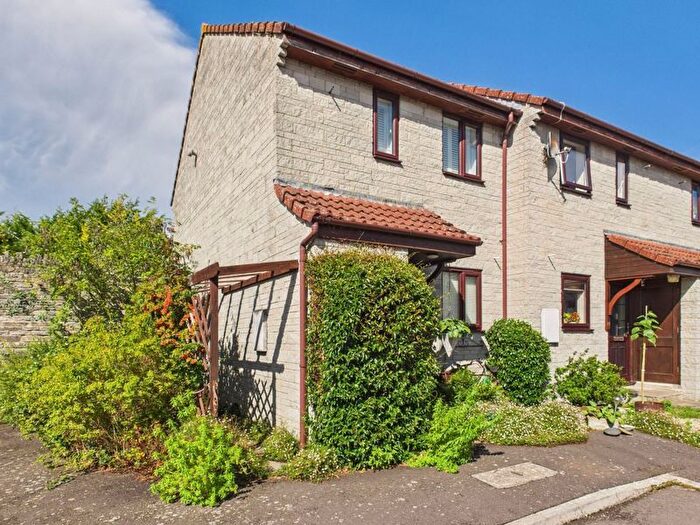 2 Bedroom End Terrace House For Sale In Mowries Court, Somerton, TA11