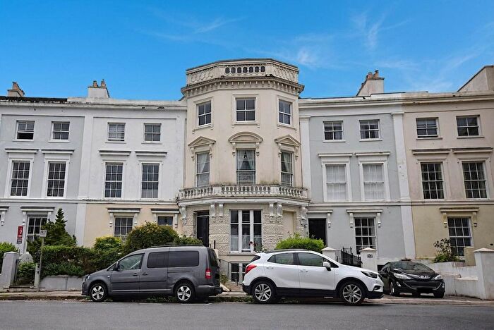 2 Bedroom Flat To Rent In The Strand, Bideford, EX39