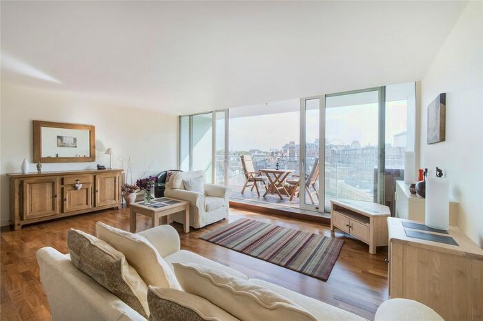 2 Bedroom Flat To Rent In The View, Palace Street, Westminster, London, SW1E