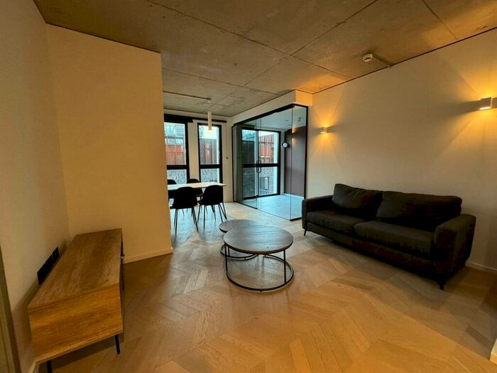 2 Bedroom Apartment To Rent In F Spinners Way, Castlefield, Manchester, M15