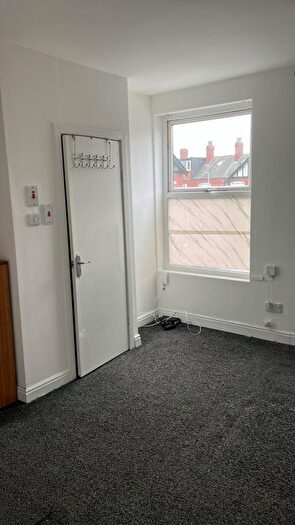 1 Bedroom Flat To Rent In Cross Flatts Terrace, Leeds, LS11