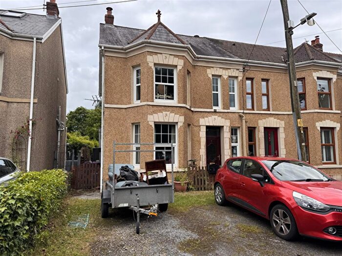 3 Bedroom Semi-Detached House For Sale In Heol Nant Y Ci, Ammanford, SA18