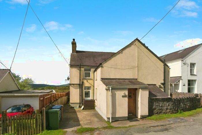 3 Bedroom Semi-Detached House For Sale In Upper Llandwrog, Caernarfon, Gwynedd, LL54