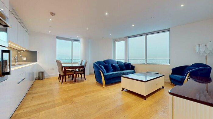 2 Bedroom Flat To Rent In Lombard Road, SW11