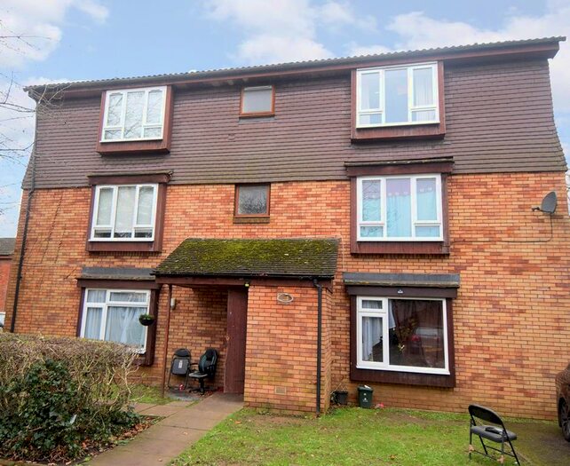 Studio To Rent In Hambledon Close, Uxbridge, UB8