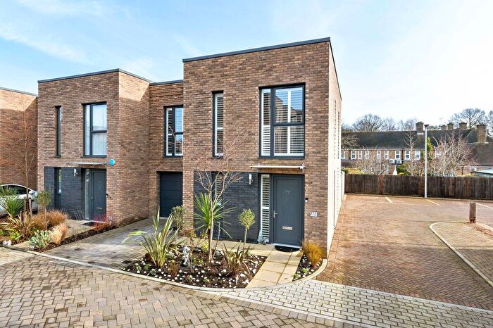 3 Bedroom Detached House For Sale In Peregrine Drive, Great Warley, Brentwood, CM13