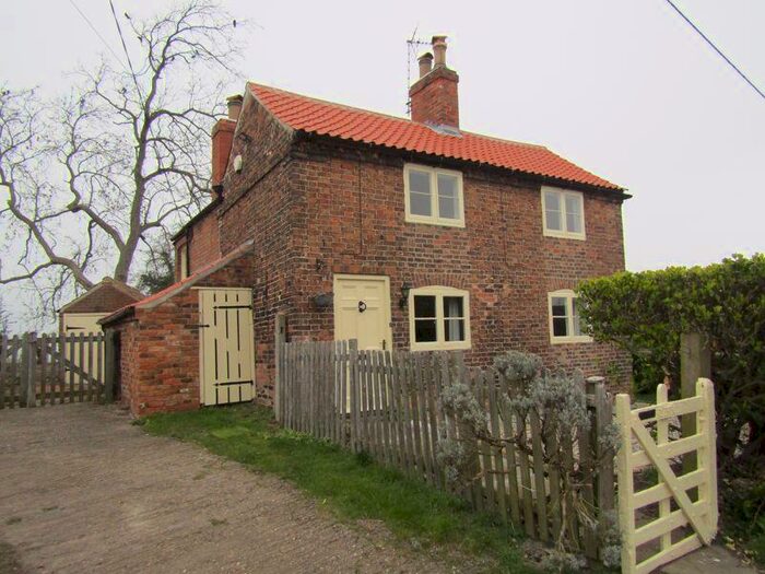 3 Bedroom Detached House To Rent In Low Street, Gringley On The Hill, Doncaster, DN10