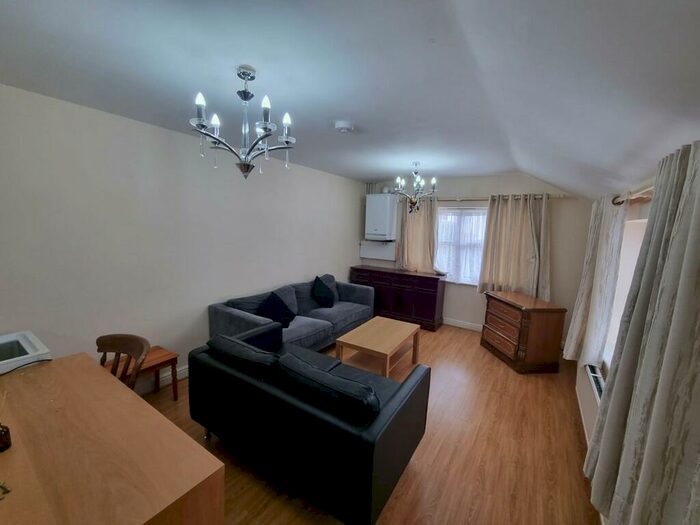 2 Bedroom Barn Conversion To Rent In Birmingham, West Midlands, B15