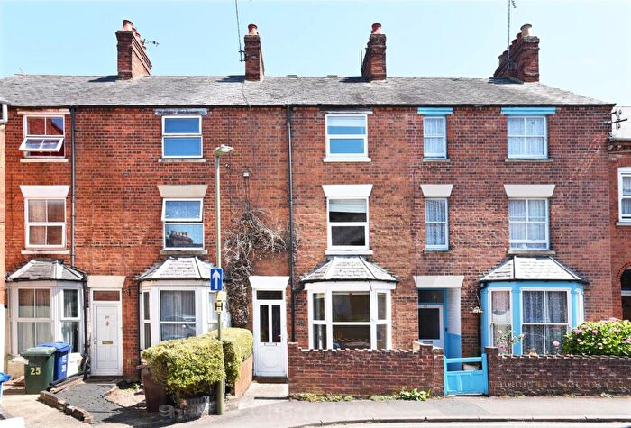 4 Bedroom Town House To Rent In Albert Street, Banbury, OX15