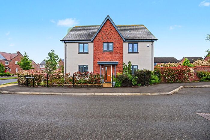 4 Bedroom Detached House For Sale In Shaughnessy Way, Houlton, Rugby, CV23