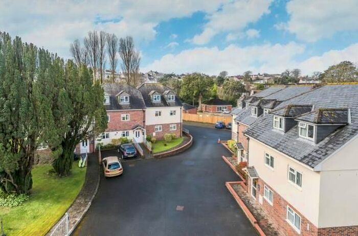 2 Bedroom Flat For Sale In Holland Road, Plymstock, Plymouth, Devon, PL9