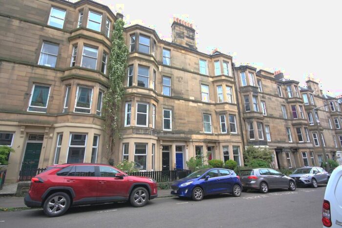 3 Bedroom Flat To Rent In Mertoun Place, Polwarth, Edinburgh, EH11