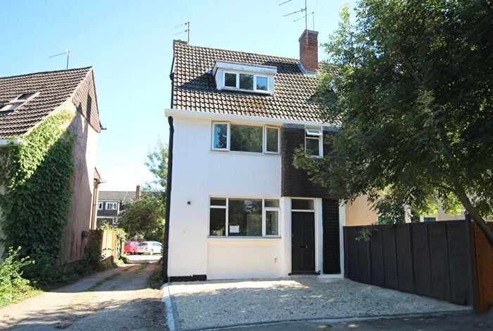 3 Bedroom End Of Terrace House For Sale In Upton Close, Henley-on-Thames, Oxfordshire, RG9
