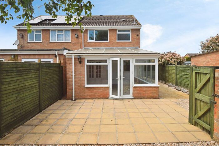 3 Bedroom Semi-Detached House For Sale In Juniper Close, Bridgwater, Somerset, TA6