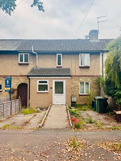 3 Bedroom Terraced House For Sale In Oak Tree Avenue, Cambridge, Cambridgeshire, CB4