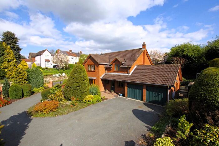 4 Bedroom Detached House For Sale In Chapel Street, Measham, DE12