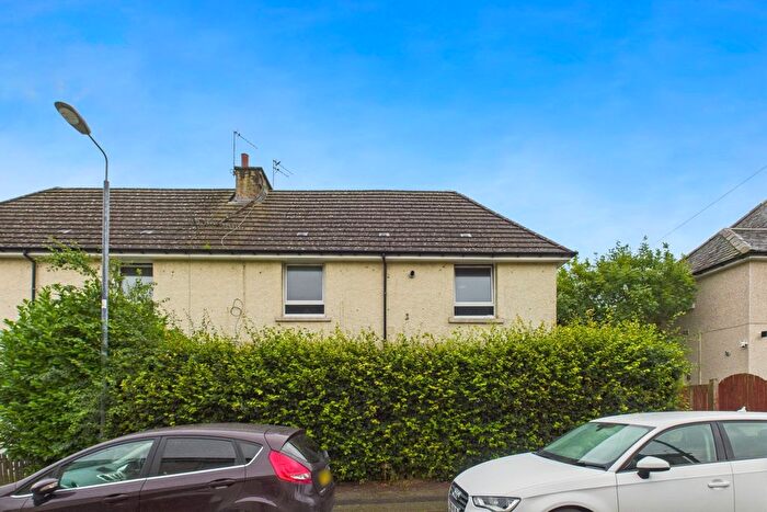 2 Bedroom Flat For Sale In Alexander Place, Kirkintilloch, Glasgow, G66