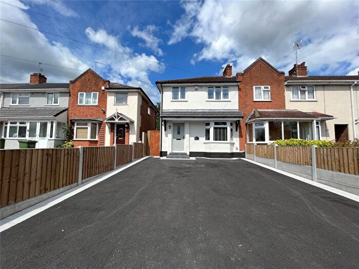 3 Bedroom House To Rent In Cranmore Boulevard, Shirley, Solihull, West Midlands, B90