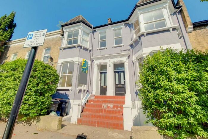 1 Bedroom Flat To Rent In Powerscroft Road, Clapton, London, E5