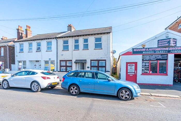 2 Bedroom Flat To Rent In Winget Terrace, Bognor Regis, PO21