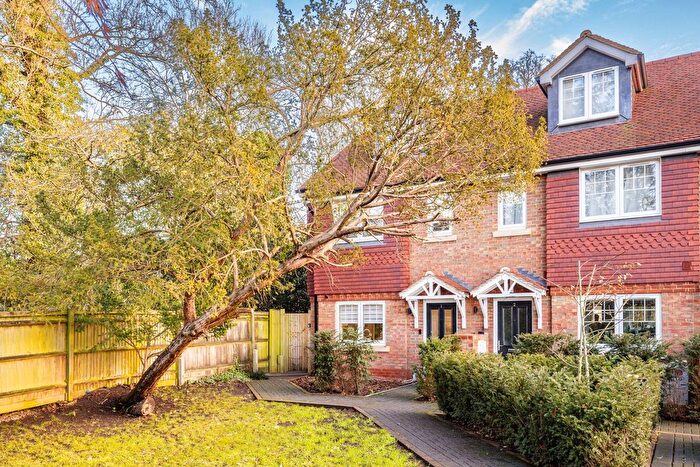 4 Bedroom Terraced House For Sale In London Road, Redhill, RH1