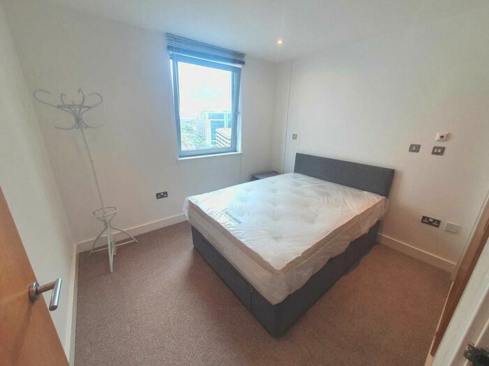 1 Bedroom Flat To Rent In Meridian Plaza, Bute Terrace, Cardiff, CF10