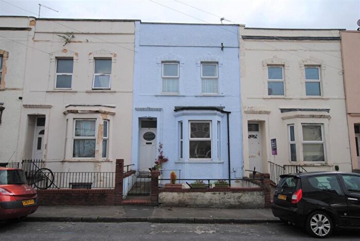2 Bedroom Maisonette To Rent In William Street, Totterdown, Bristol, BS3