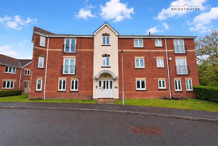 2 Bedroom Flat For Sale In Liederbach Drive, Verwood, BH31