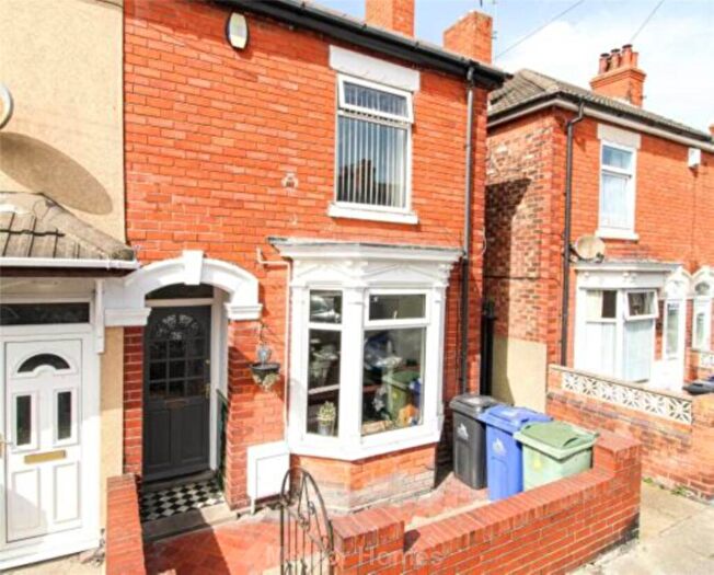 3 Bedroom Terraced House For Sale In James Street, Grimsby, DN31