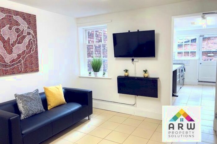 9 Bedroom Terraced House To Rent In Bold Place, Liverpool, Merseyside, L1