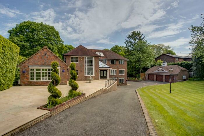 6 Bedroom Detached House For Sale In Frithsden Copse, Potten End, Berkhamsted, HP4