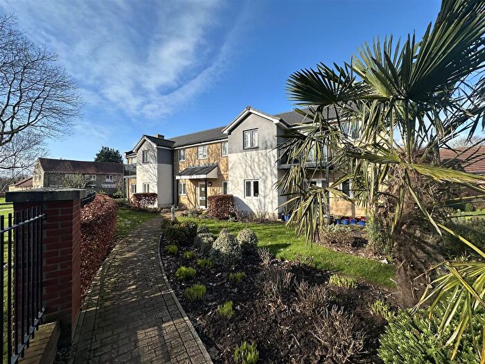 1 Bedroom Flat To Rent In Alder View Court, Scarborough, YO12