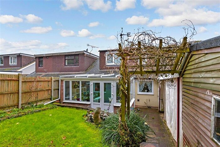 3 Bedroom Semi-Detached Bungalow For Sale In Neal Road, West Kingsdown, Sevenoaks, Kent, TN15