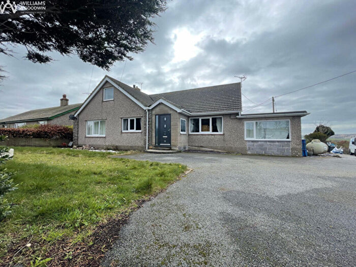 3 Bedroom Detached Bungalow For Sale In Gadfa, Penysarn, Anglesey, LL69