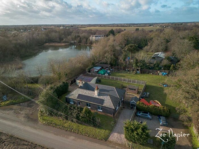 4 Bedroom Detached Bungalow For Sale In Ardleigh, Colchester, CO7